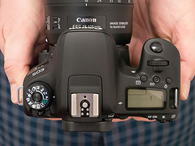 Canon EOS 77D