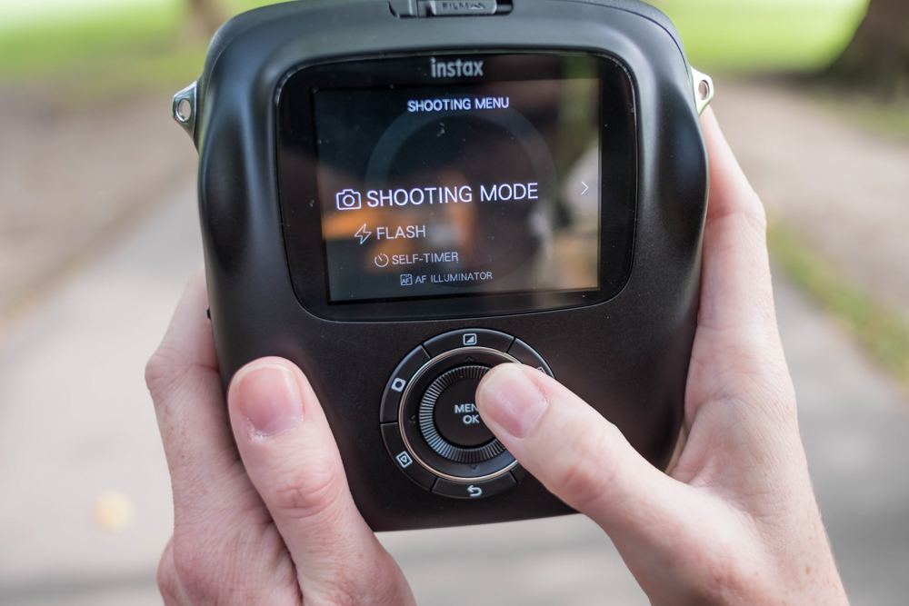 معرفی دوربین عکاسی هیبریدی فوجی Fujifilm Intax Square SQ10