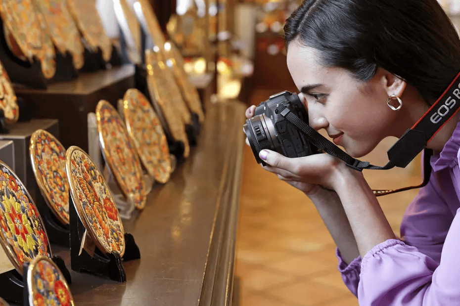 دوربین بدون آینه کانن Canon EOS R100