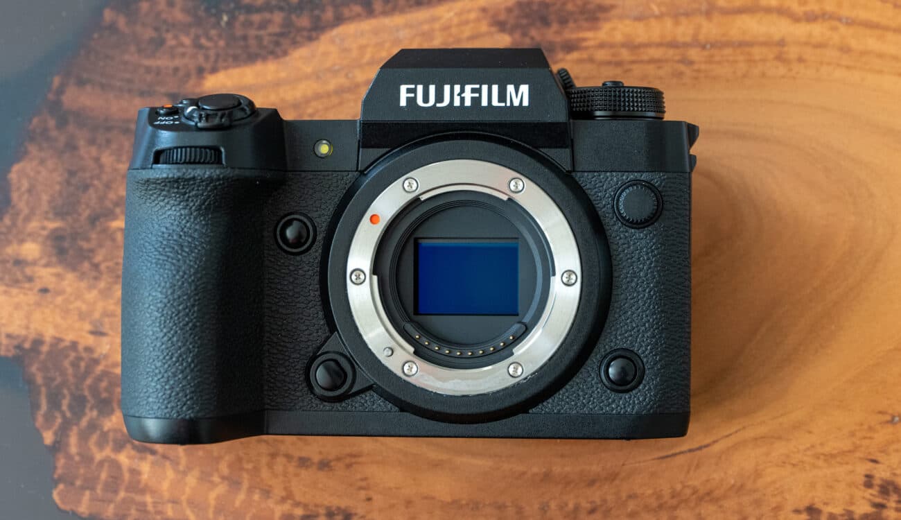 دوربین بدون آینه فوجی‌فیلم  FUJIFILM X-H2