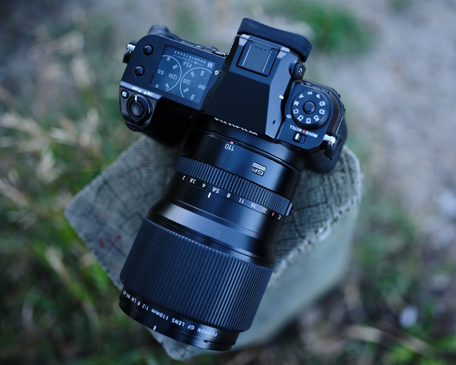 دوربین بدون آینه فوجی‌فیلم  FUJIFILM GFX 100S