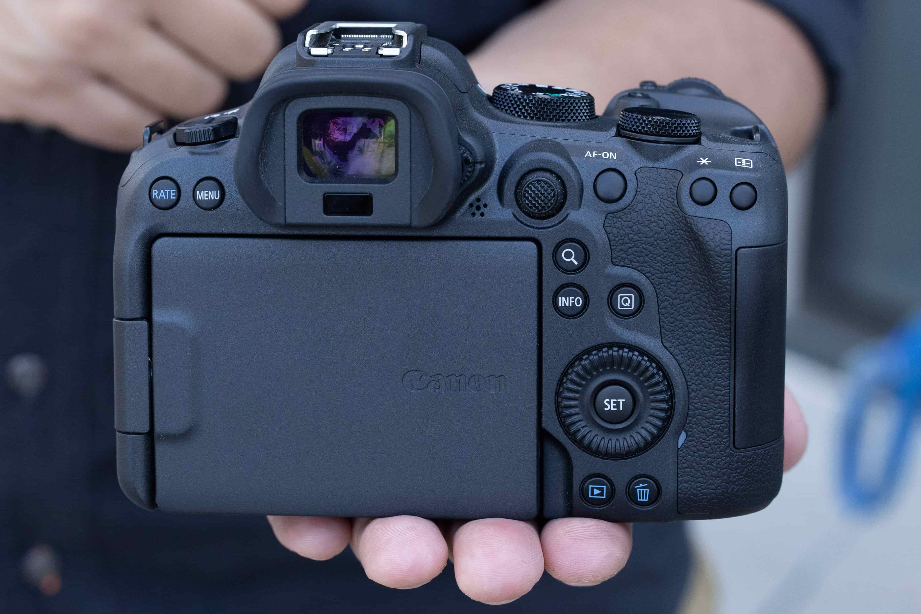 دوربین بدون آینه کانن Canon EOS R6 Mark II Camera Body