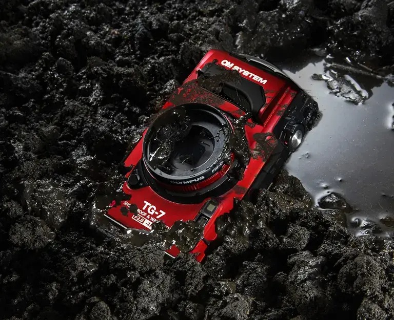 دوربین ضداب OM System Tough TG-7