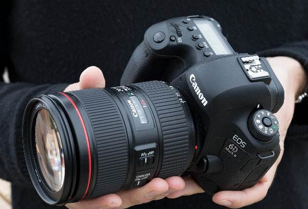 .دوربین کانن Canon EOS 6D Mark II 24-105