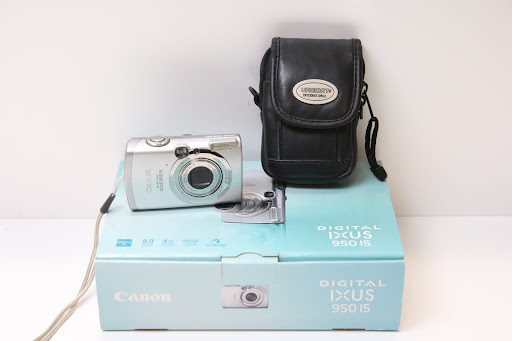 .canon IXUS 950is