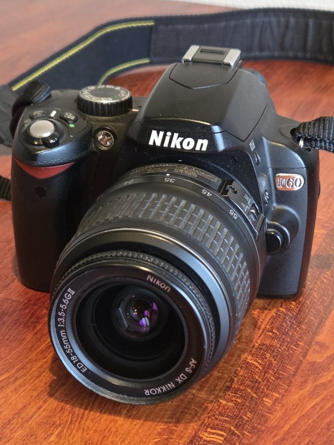 Nikon D60