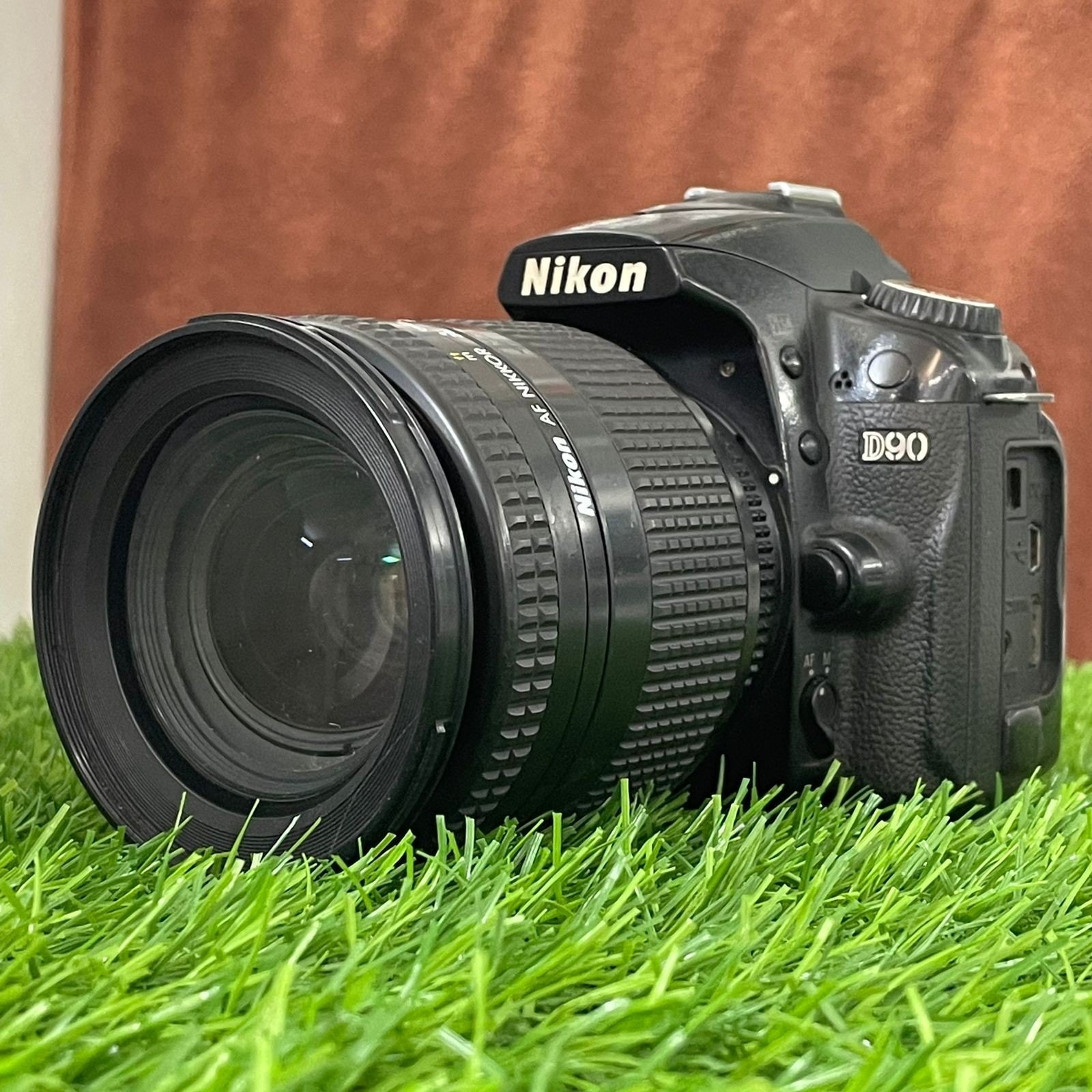 Nikon D90