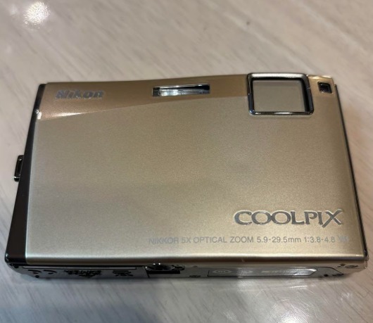دوربین  Nikon Coolpix S60