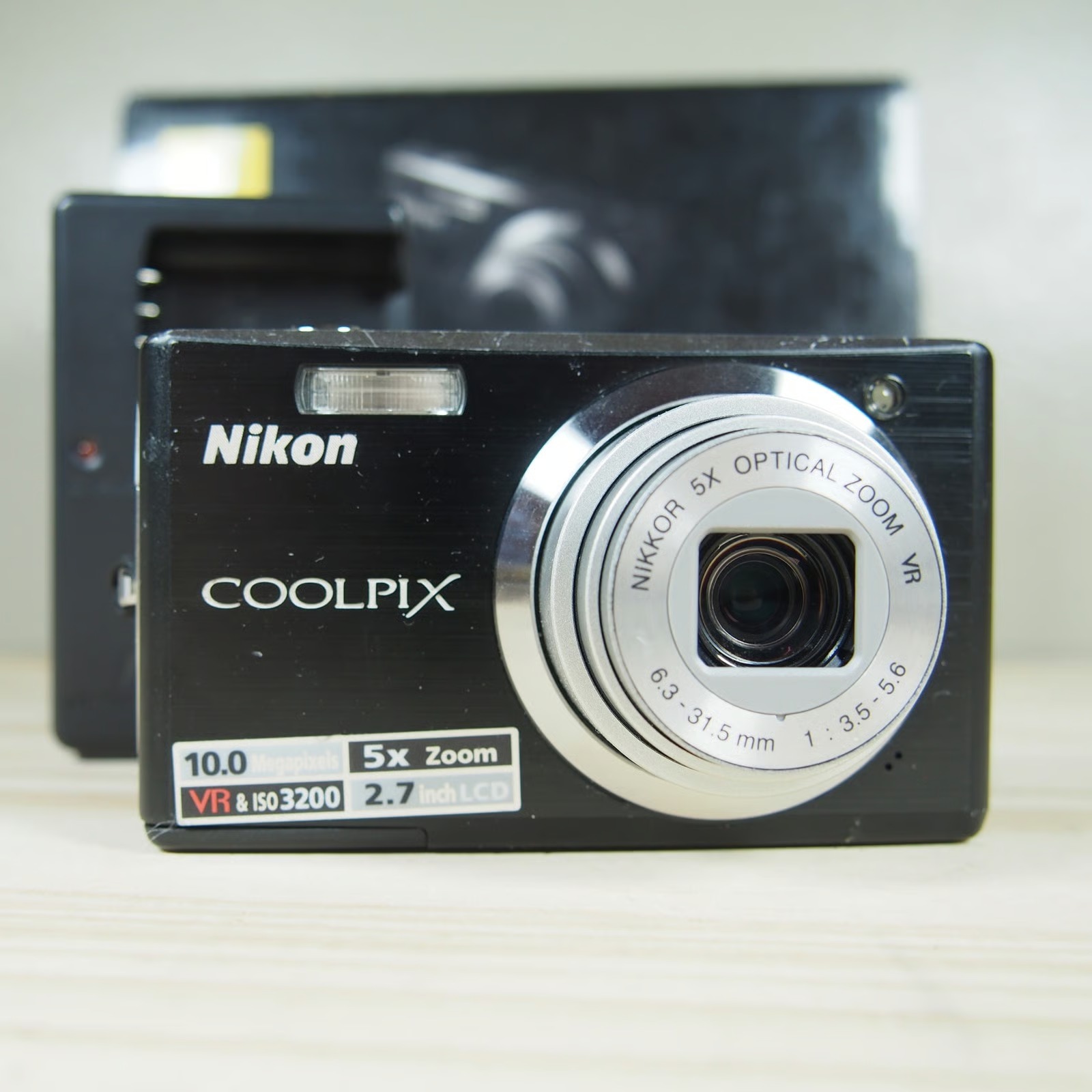 Nikon Coolpix S560