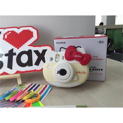 Instax mini Hello Kitty Limited Edition 1
