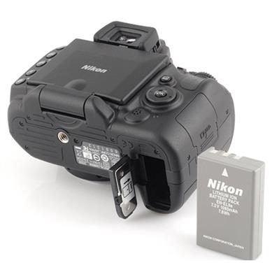 NIKON D5000 5