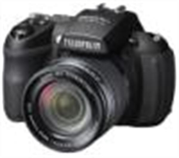 کمپانی فوجی در سال 2012 در نمایشگاه  CESدر لاس وگاس از دوربین های دیجیتال متعددی رو برداری کرد که از میان آنها میتوان به فاین پیکس HS25 اشاره کرد.