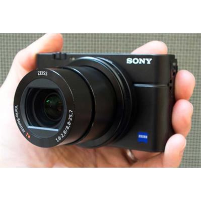 Sony Cyber-shot DSC-RX100 III 6