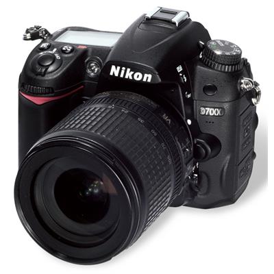 نیکون دی 7000 / Nikon D7000