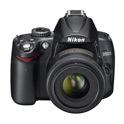 NIKON D5000