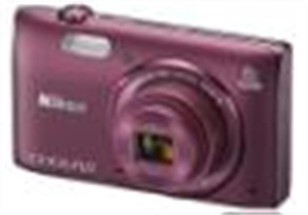 شرکت نیکون به تازگی در آغاز سال جدید میلادی  از دوربین های دیجیتال کامپکت خود نظیر S6800/S6700/S5300/S3600/S2800 رونمایی کرده است