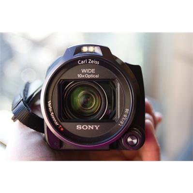 SONY HDR PJ710 3