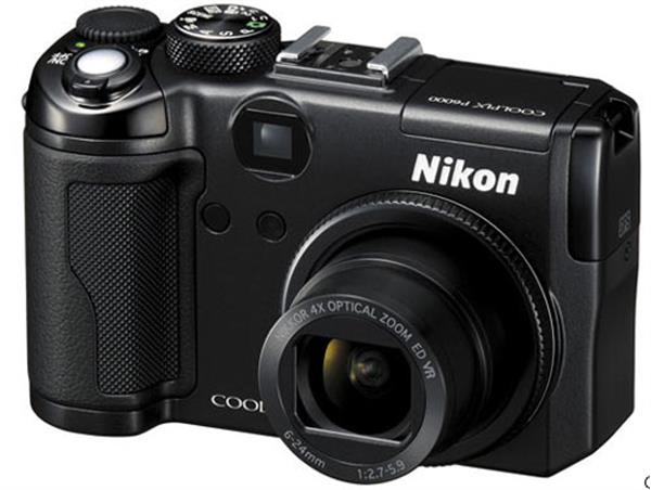 Nikon P6000