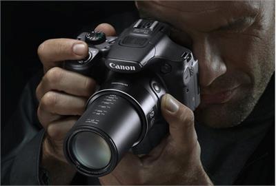 بهترین دوربین های سوپرزوم کانن و نیکون