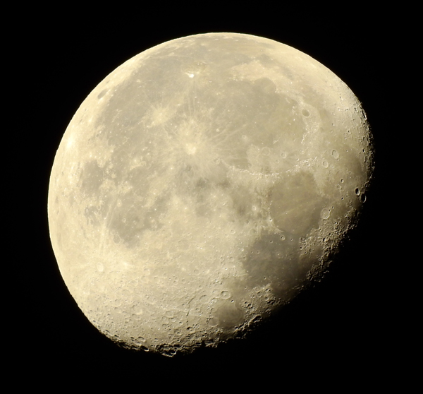 Nikon coolpix P900 9