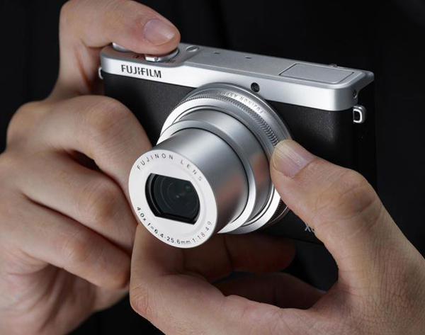 Fujifilm XQ2 3