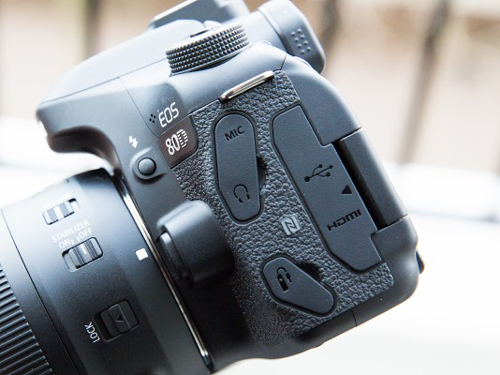 Canon EOS 80D 10